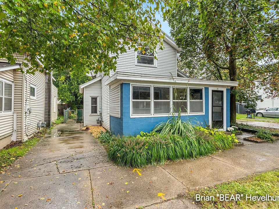 1st image of 711 Veto St NW