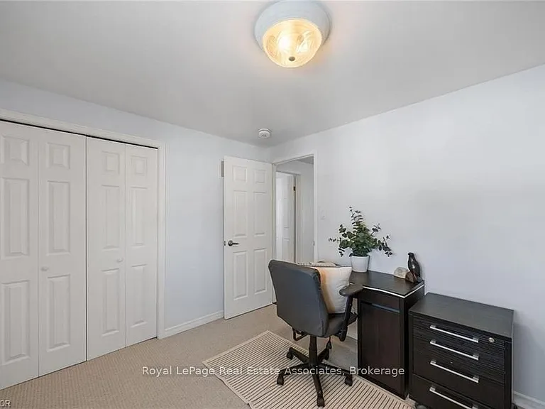 1550 Woodeden Dr #UPPER — Photo 22