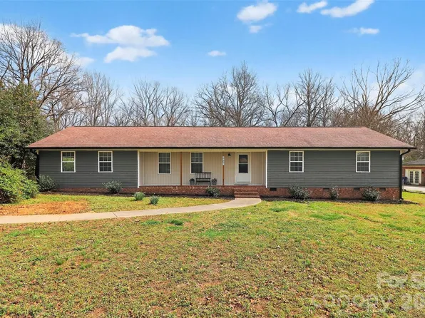 1103 White Oaks Cir, Monroe, NC 28112