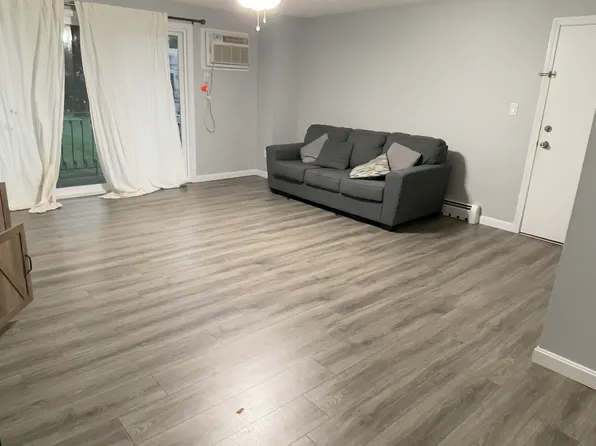 341 Pawtucket Blvd Unit 13, Lowell, MA 01854