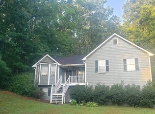 4273 Sterling Pointe Dr, Douglasville, GA 30135