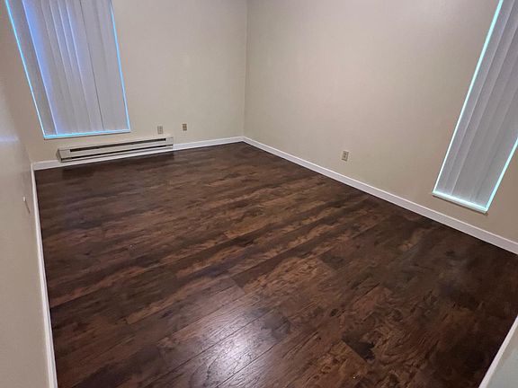 3rd image of 12556 15th Ave NE APT 102