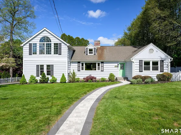 43 Green Knolls Lane, Fairfield, CT 06824