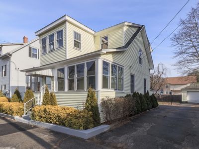383 Bartlett Street, Manchester, NH, 03102