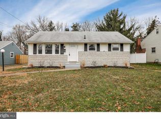 331 Cressmont Ave, Blackwood, NJ 08012