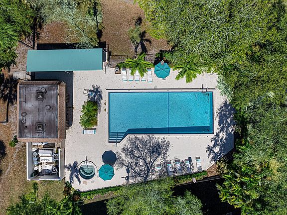 3rd image of 7653 NW 79th Avenue #114