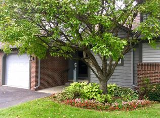 415 Oak Run Ct #1, Royal Oak, MI 48073