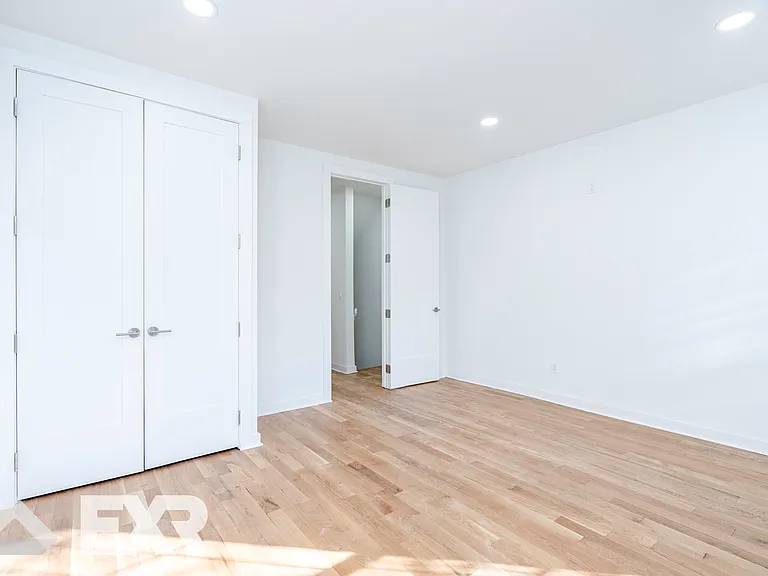 354A Quincy St #1A — Photo 9