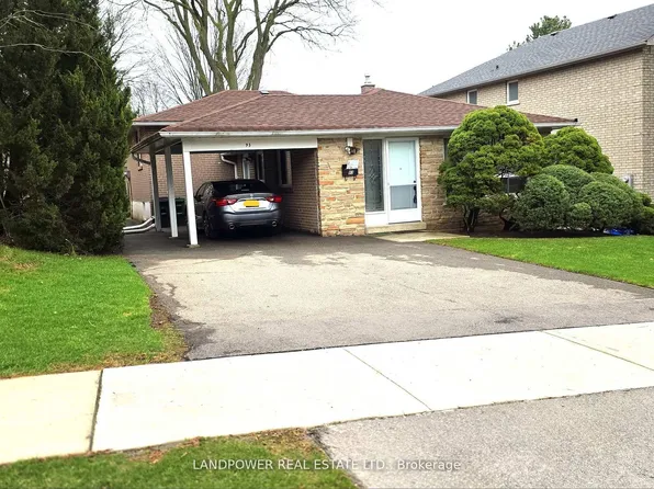 93 Clansman Blvd, Toronto, ON M2H 1X7