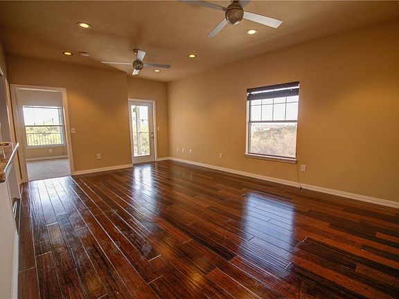 3rd image of 2320 Gracy Farms Ln APT 231