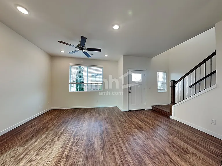 33018 Lookout Ln — Photo 7
