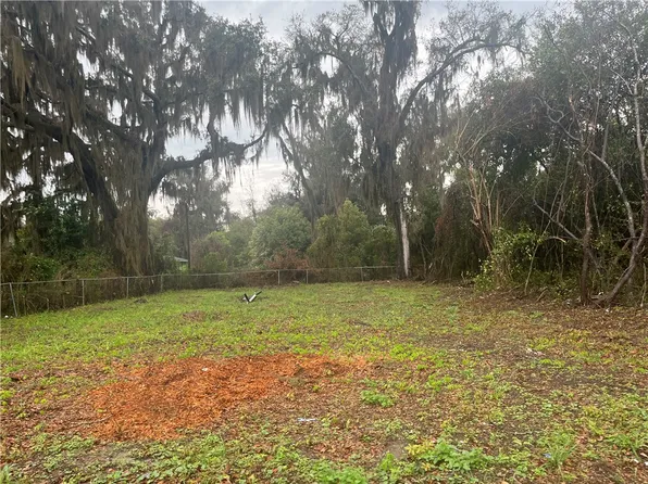 413 Elbert St, Darien, GA 31305