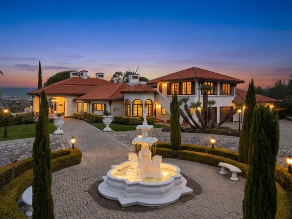 5770 Harwood Ln, Los Gatos, CA 95032