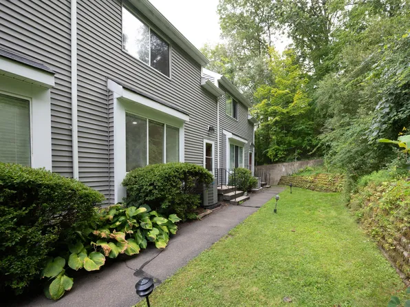 60 Padanaram Road #G53, Danbury, CT 06811