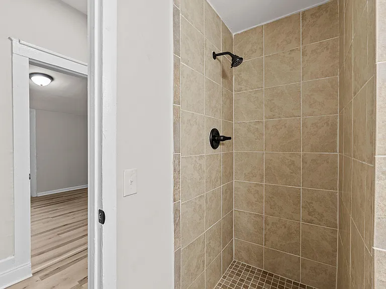 1307 Merry St — Photo 18