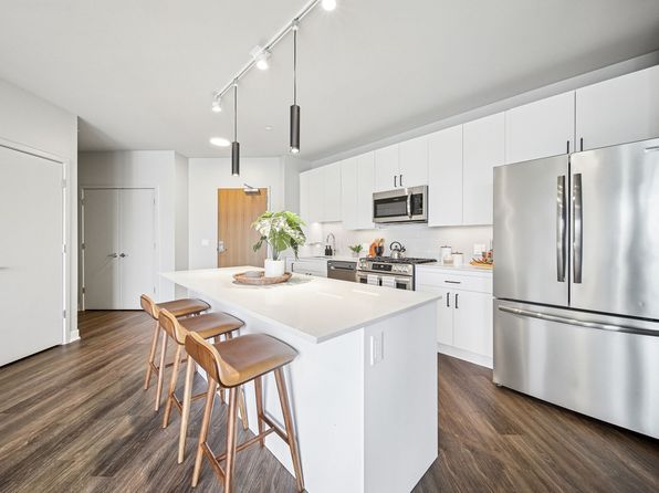 7215 District Ave #649