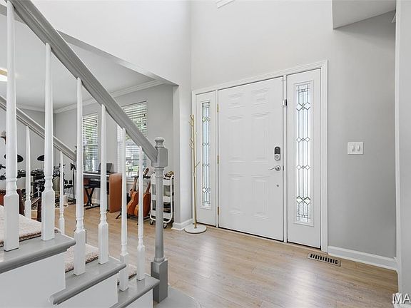2nd image of 16129 Sea Breeze Ct