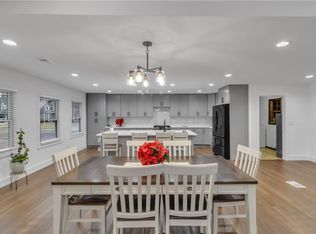 520 Herring Rd, Grayson, GA 30017