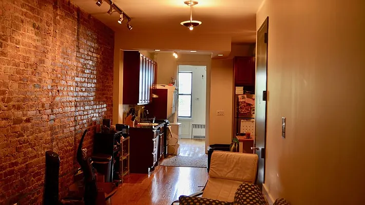 Rented by Nooklyn NYC LLC | media 32