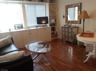 79 Hyde Ct, Bedminster, NJ 07921