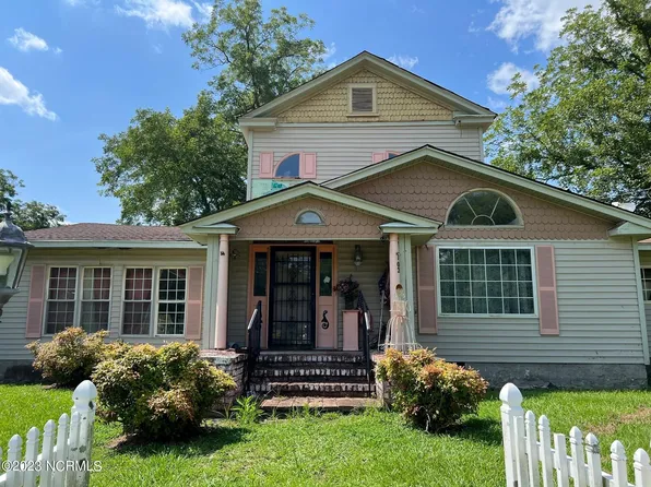 102 Jackson Street, Speed, NC 27881