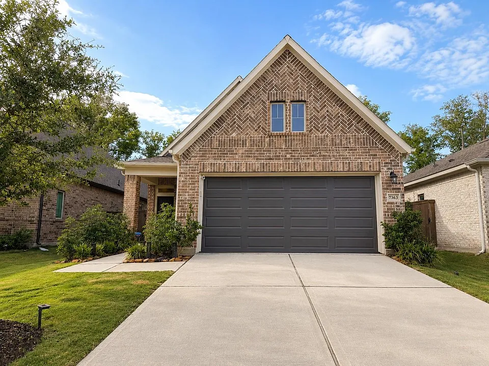 7363 Lake Arrowhead Ln