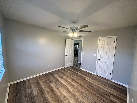 4th image of 710 NW 17th St #13