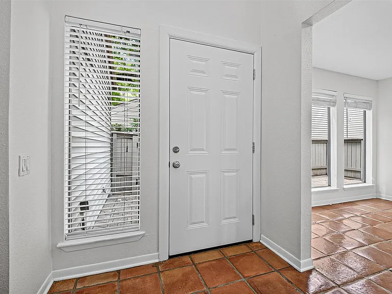 1344 Chardonnay Dr — Photo 4