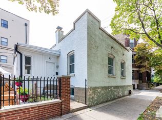 809 W George St #CH, Chicago, IL 60657