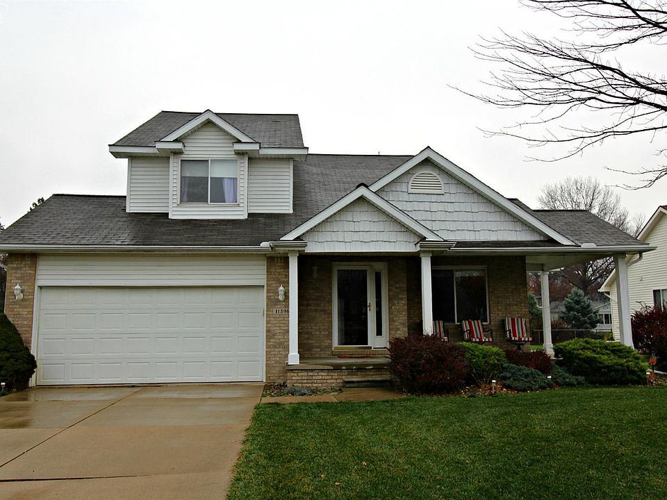 1st image of 11396 Grand Oaks Dr
