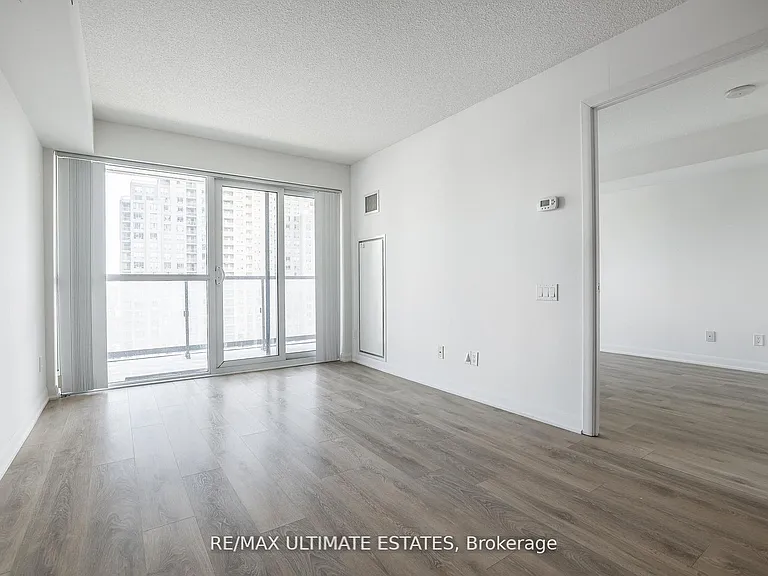 5168 Yonge St #711 — Photo 10