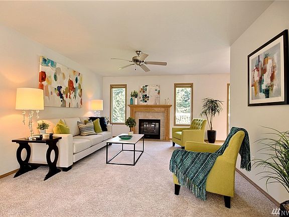3rd image of 24706 106th Avenue Ct E