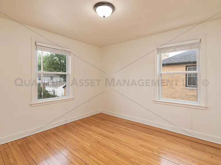 5034 N Bay Ridge Ave — Photo 16