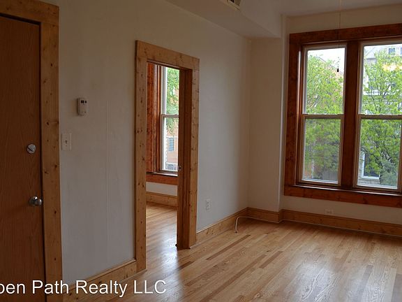 5th image of 1450 N Maplewood Ave APT 2F