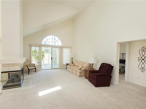 2nd image of 22 Golf View Ln