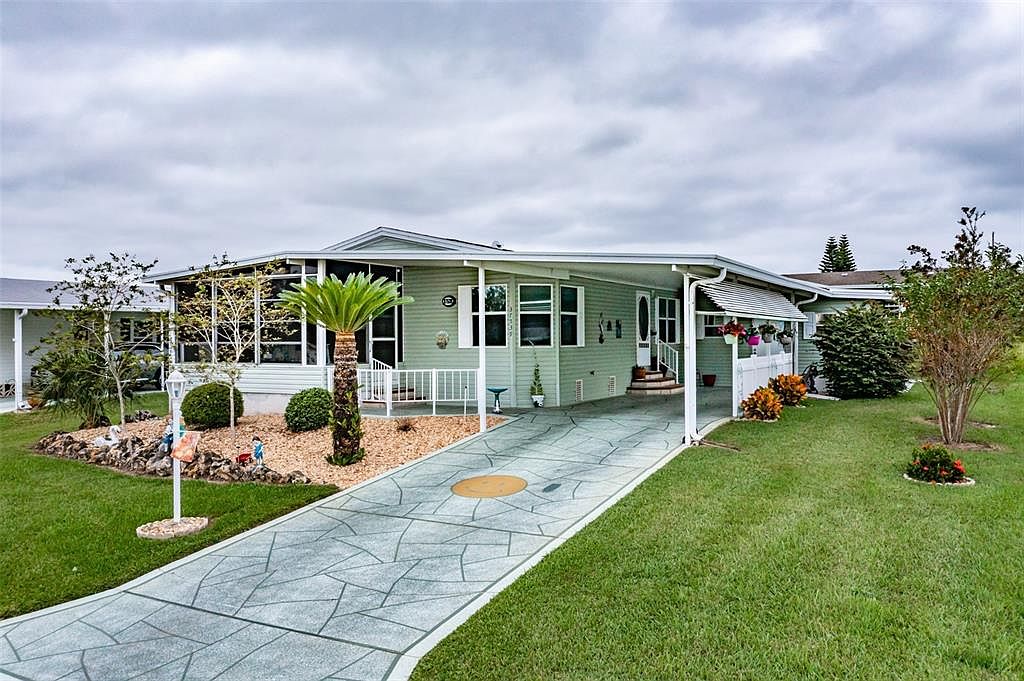 37539 Landis Ave, Zephyrhills, FL 33541 | Zillow