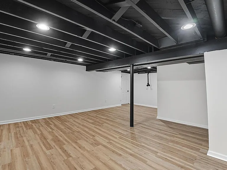3605 SW Pryor Rd — Photo 15