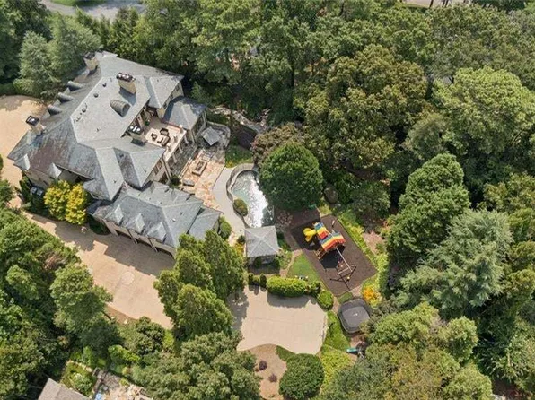 72 Blackland Rd NW, Atlanta, GA 30342