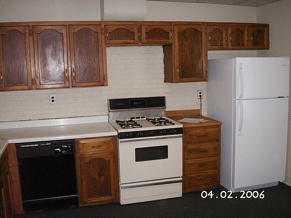2nd image of 1120 1st St