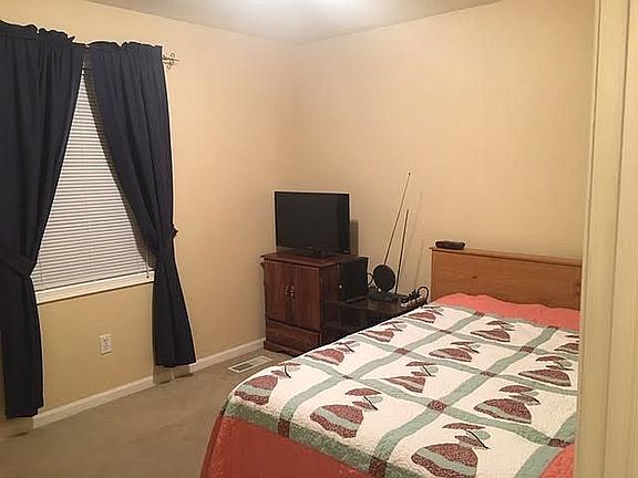 3rd image of 708 Lovechio Dr