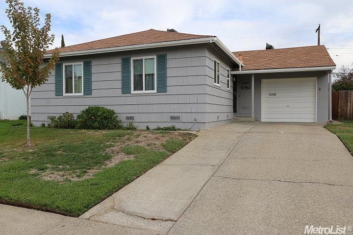 1st image of 4961 Bradford Dr