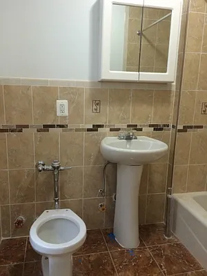 Rented by Level Group | media 9