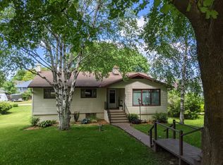 271 High St, Saint Ignace, MI 49781