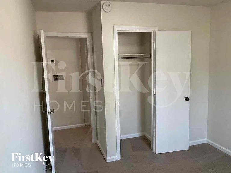 7938 Lindfield Ct — Photo 13