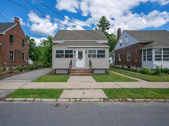 2nd image of 17 Grand Avenue