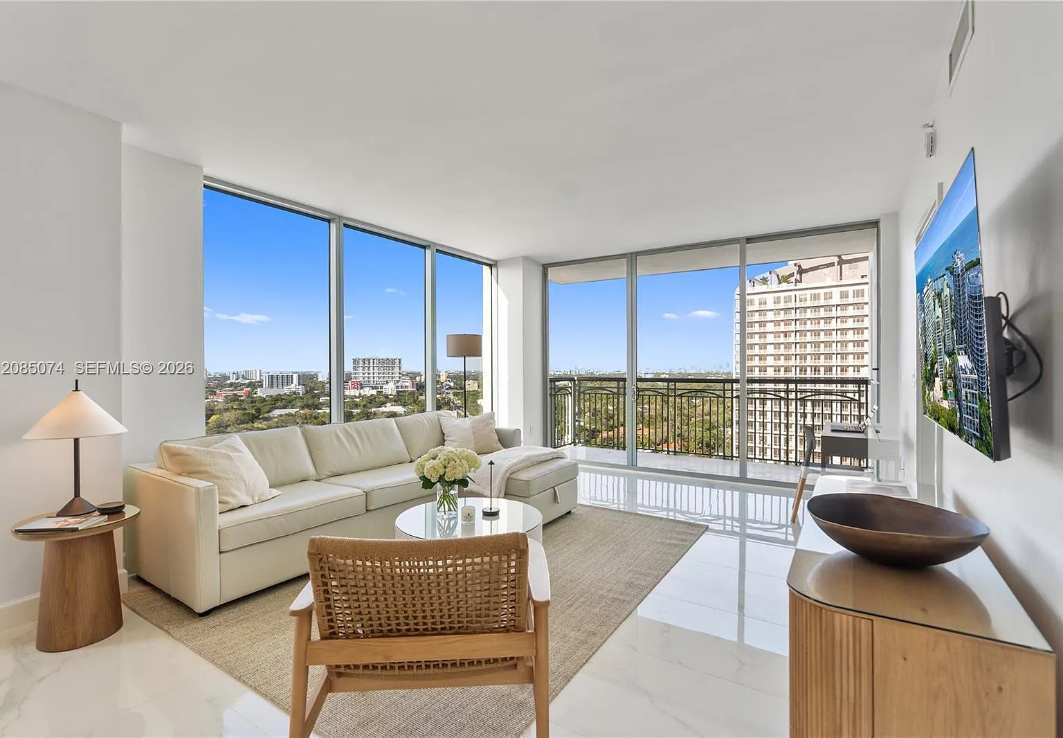 The Ritz Residences — Photo 1
