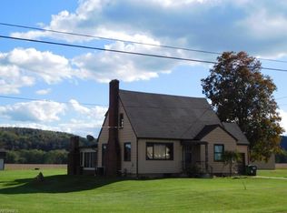 5740 E State Rd, Newcomerstown, OH 43832