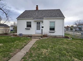 359 15th Ave SW, Cedar Rapids, IA 52404
