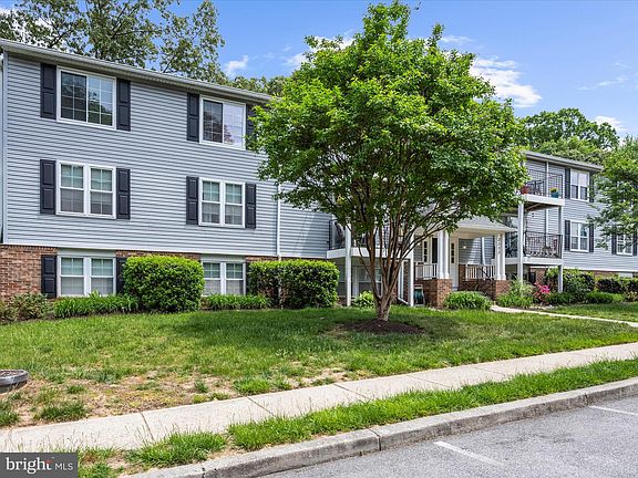 3rd image of 3503 Davenport Ct APT K