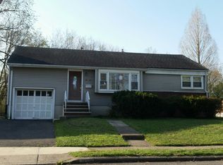 39-06 Kramer Pl, Fair Lawn, NJ 07410